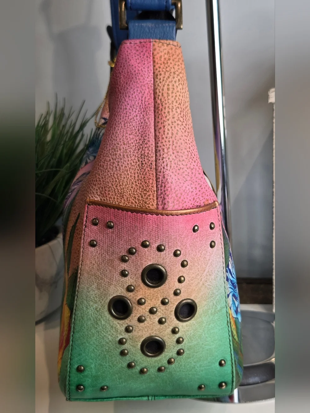 Anuschka Floral Hand Painted Leather Shoulder Bag - Picture 6 of 16